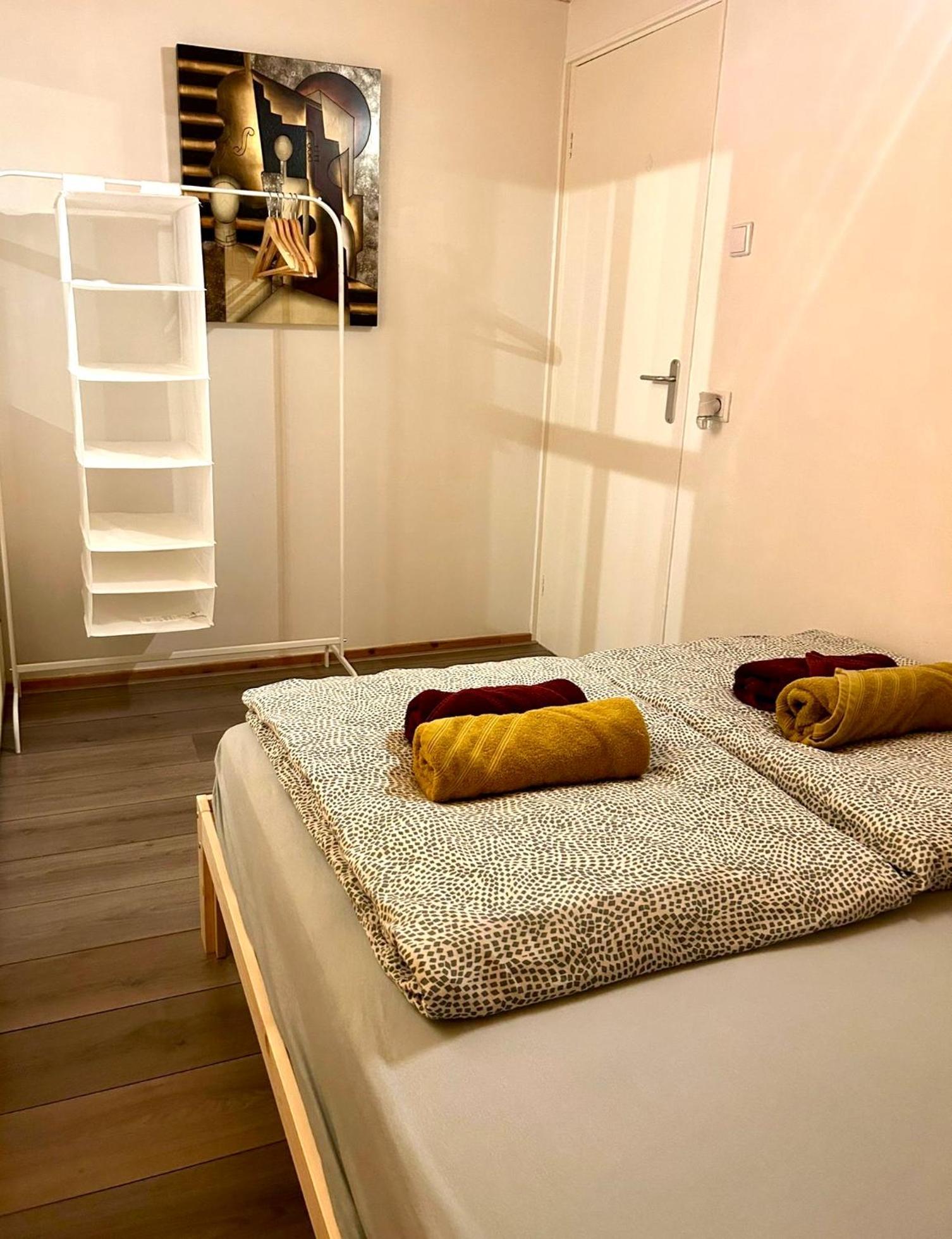 Buddha Style Family House & Jacuzzi & Sauna Near Amsterdam Vijfhuizen 外观 照片