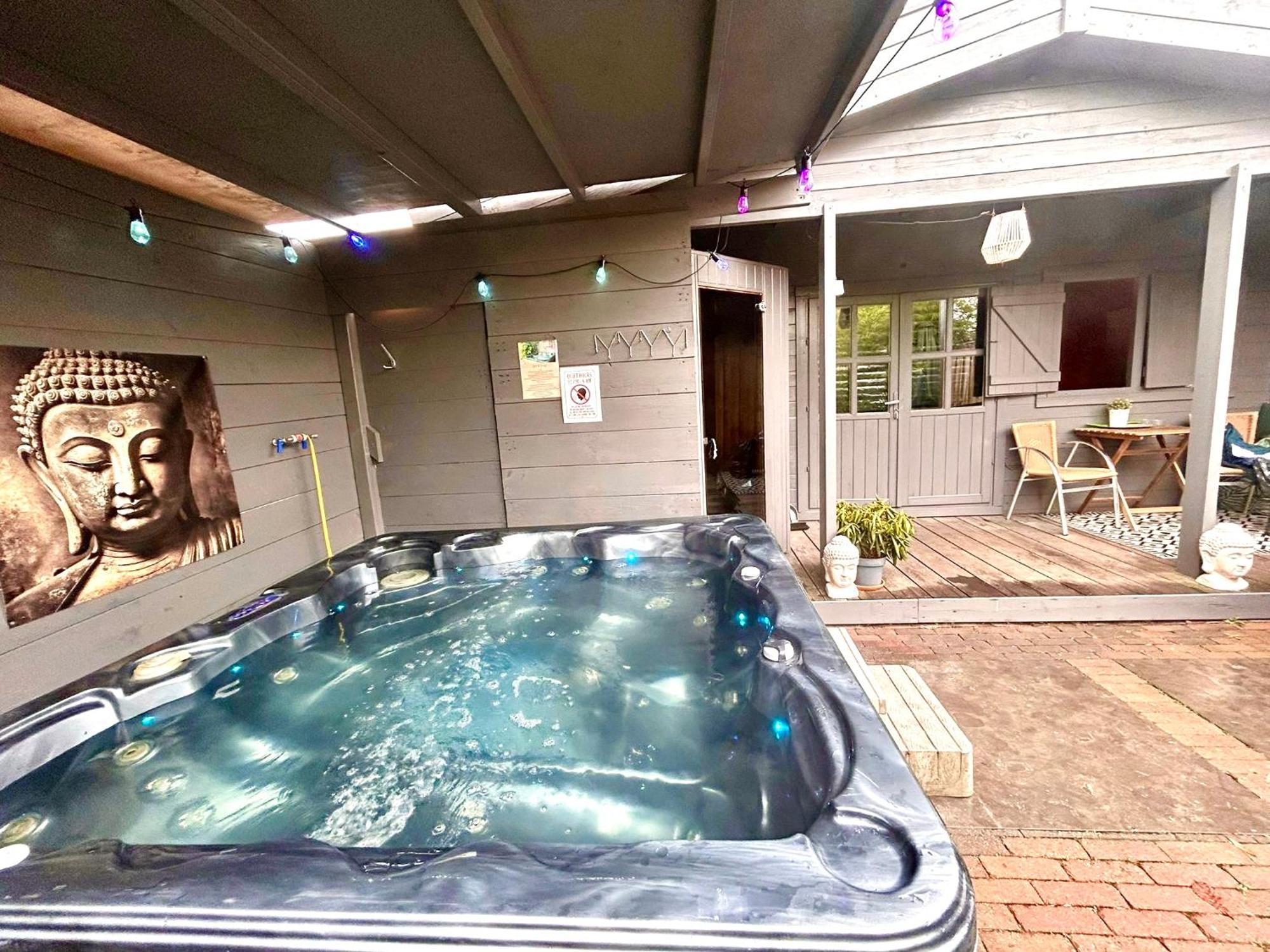 Buddha Style Family House & Jacuzzi & Sauna Near Amsterdam Vijfhuizen 外观 照片